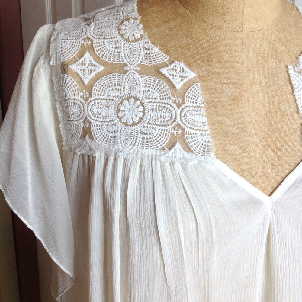 Blouse - Picture 2 of 6